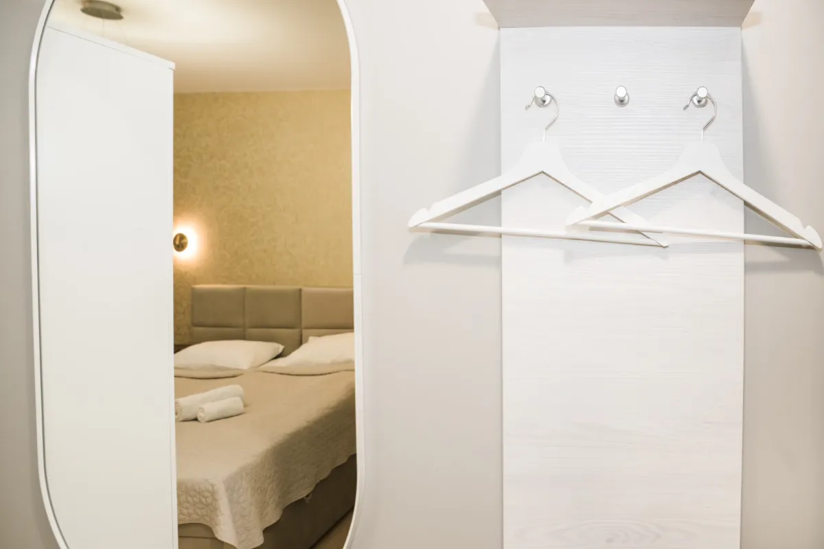 Double Room 2-4 — Dharma Stay (5)
