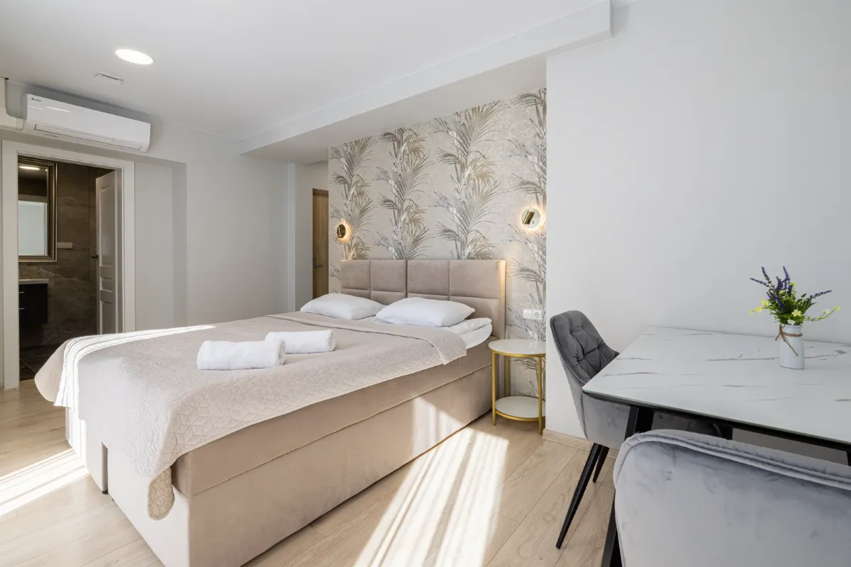 Double Room 2-8 — Dharma Stay (15)