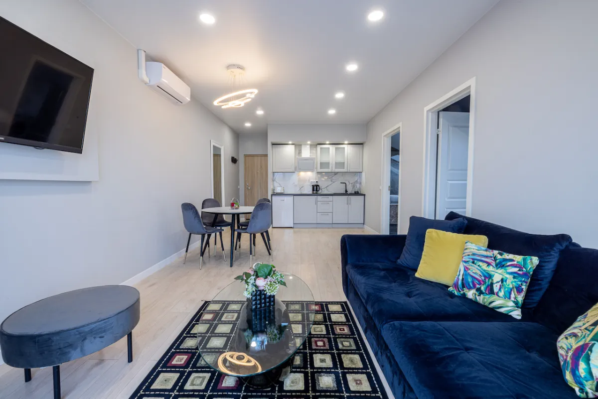 Apartments 3-5 — Dharma Stay (2)